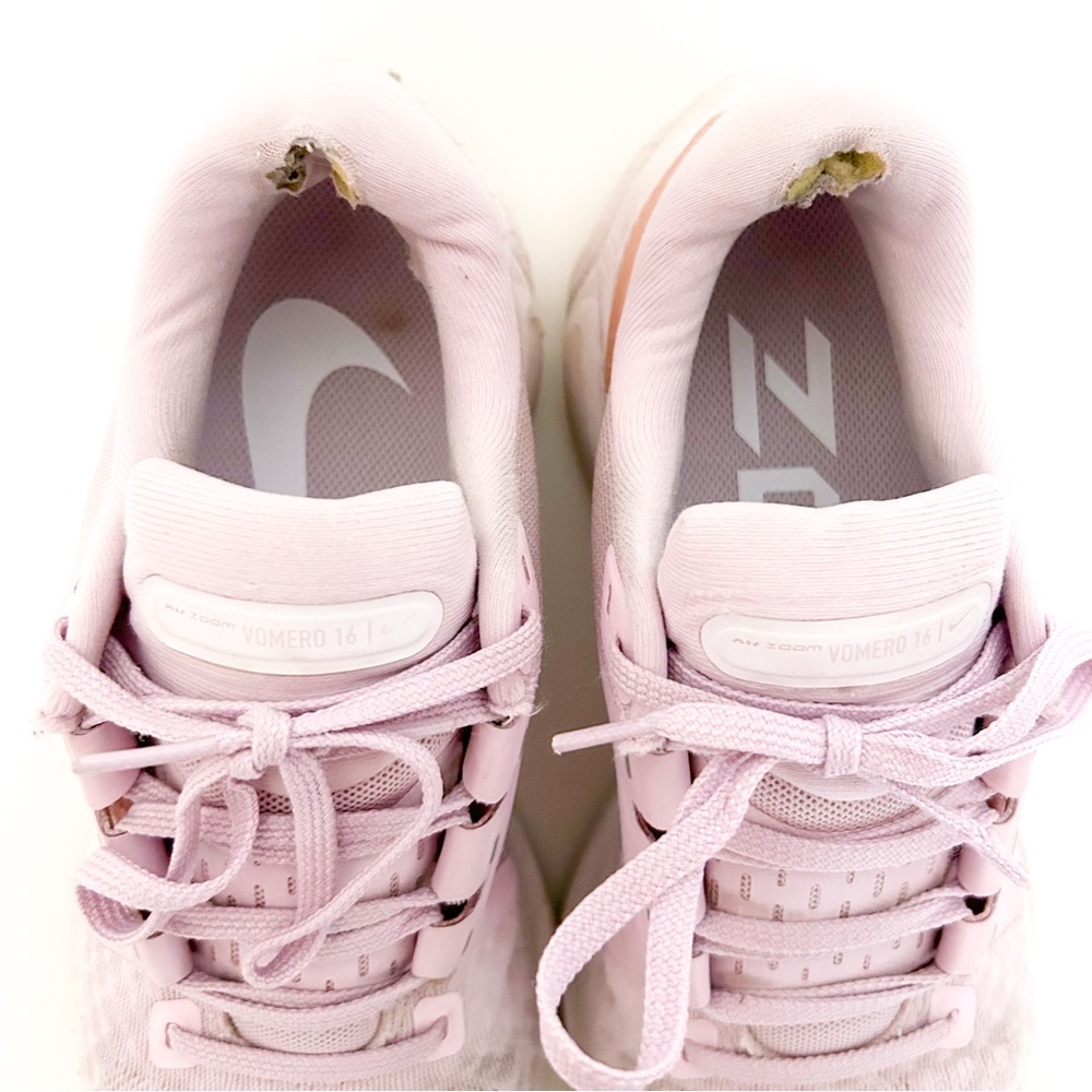 Nike Air Zoom Vomero 16 Road Running Athletic Tennis Shoes Pink Sneakers 8.5 - Picture 8 of 11